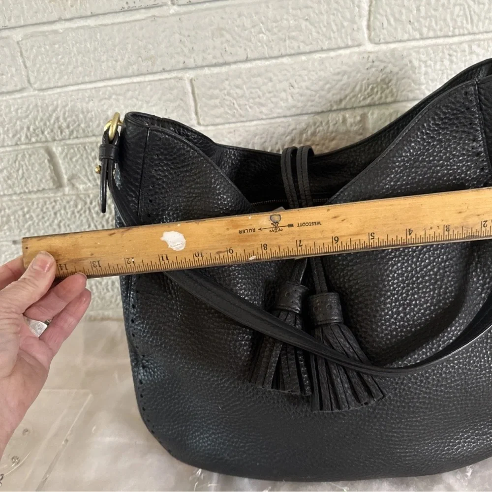 Kate Spade Nori LEATHER Shoulder Bag, Medium. EUC.